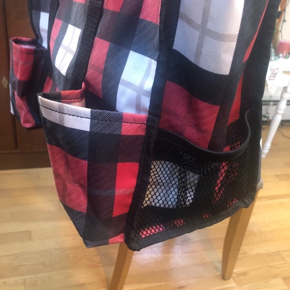 Thirty-One Buffalo Plaid Tote bag/weekender - Picture 11 of 14